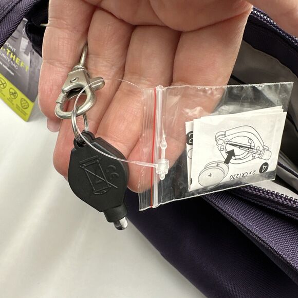 New Travelon Anti-Theft Classic Mini Shoulder Bag Eggplant Purple Travel bag - Picture 9 of 11